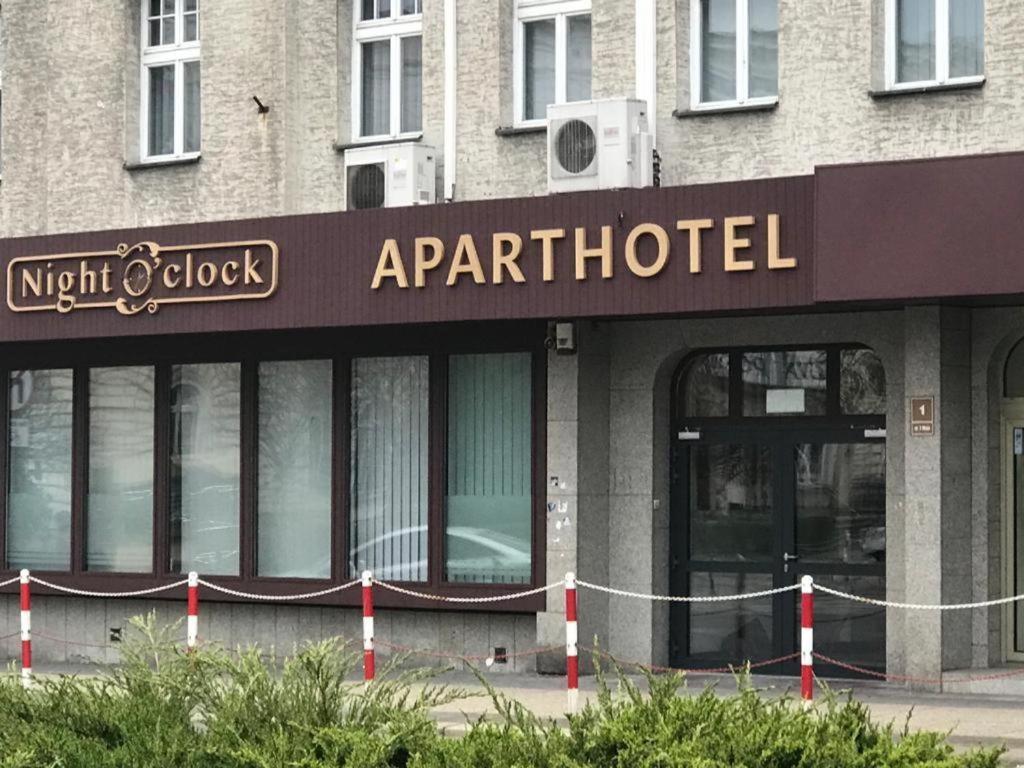 Night O'Clock Apart Premium Opole Exterior foto